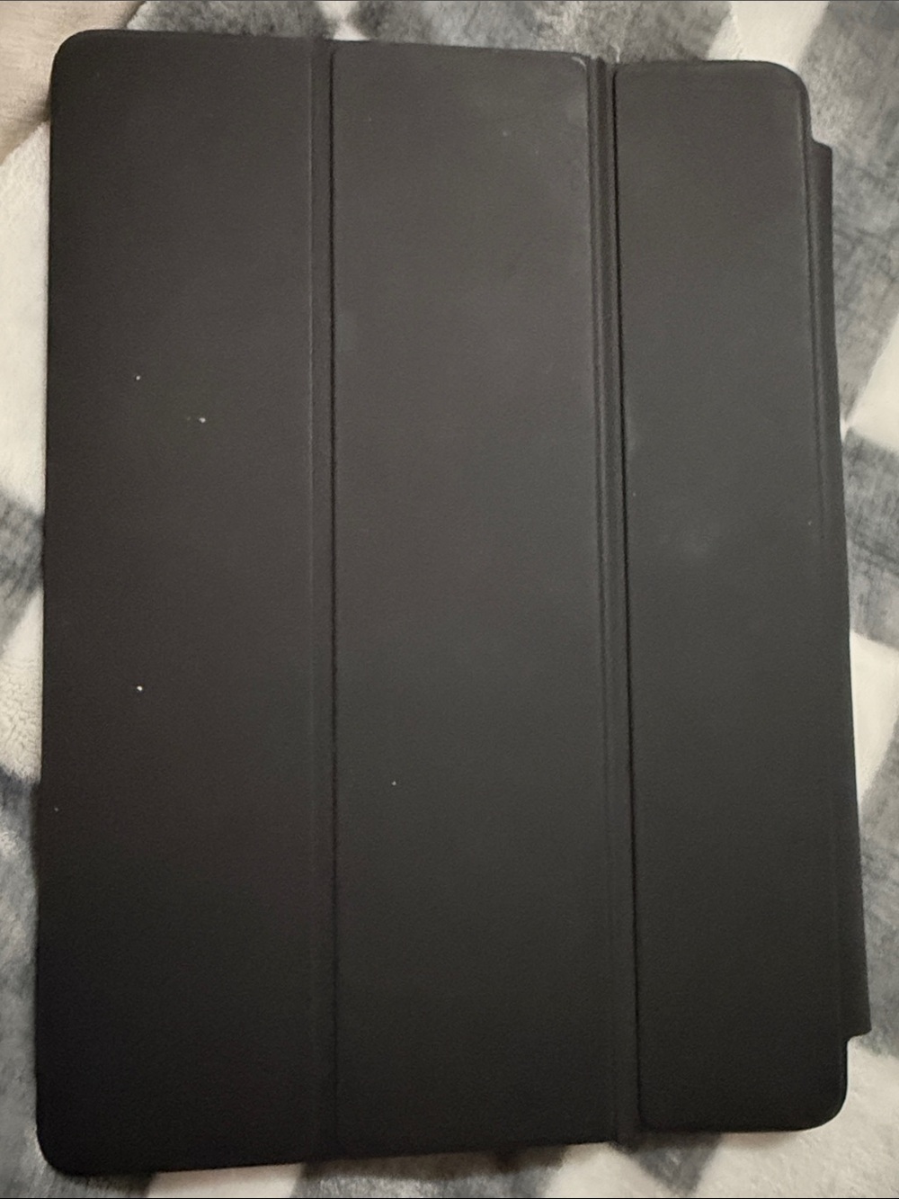 Apple magnetic keyboard folio (7/8/9th gen)